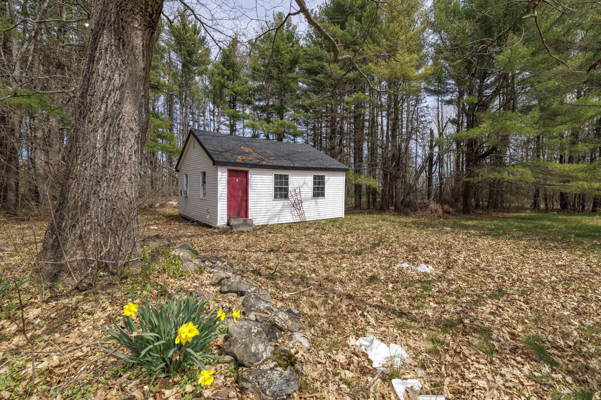 20 Lakeman Lane Eddington ME 04428