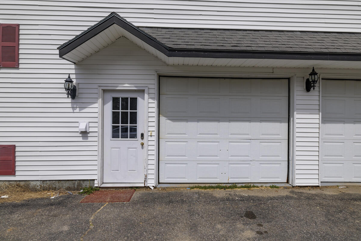 20 Lakeman Lane Eddington ME 04428