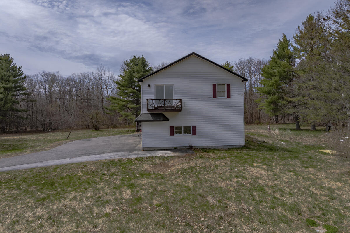 20 Lakeman Lane Eddington ME 04428
