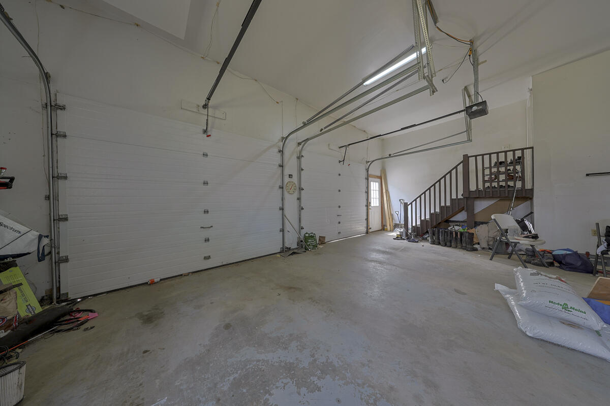 20 Lakeman Lane Eddington ME 04428