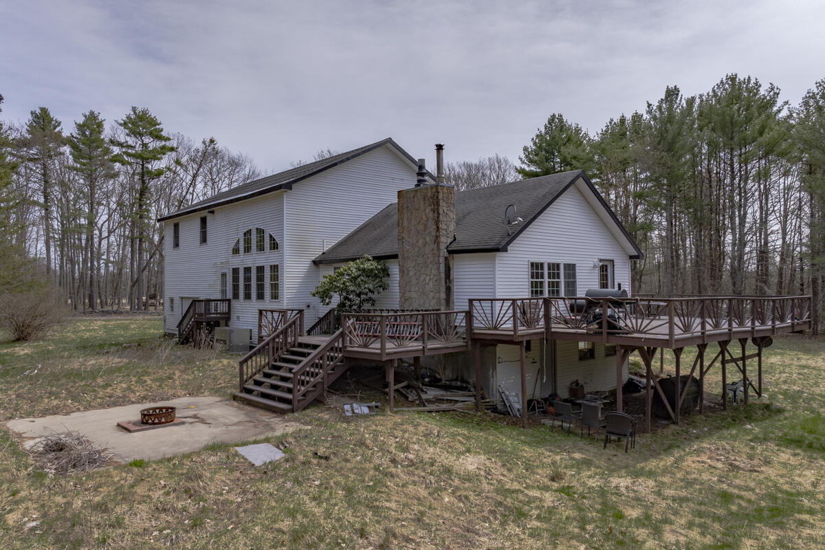 20 Lakeman Lane Eddington ME 04428