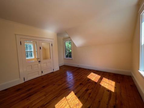 40 Cape Neddick Road York ME 03909