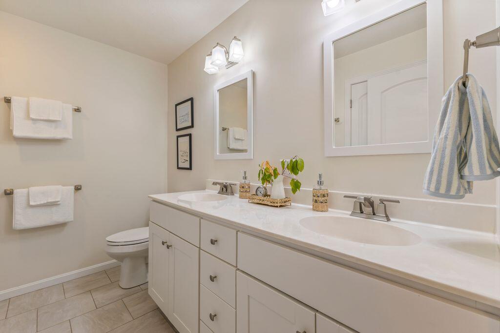 2 Berry Lane Biddeford ME 04005