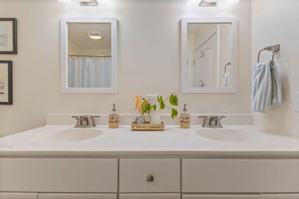 2 Berry Lane Biddeford ME 04005