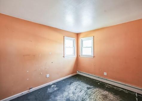 86 Summit Avenue Lewiston ME 04240