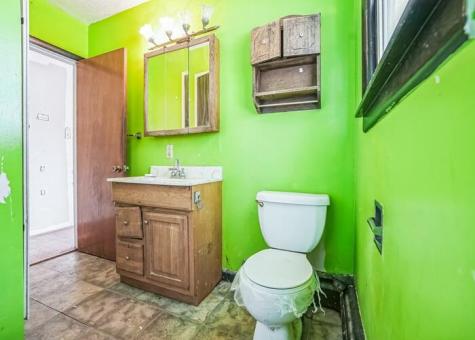 86 Summit Avenue Lewiston ME 04240