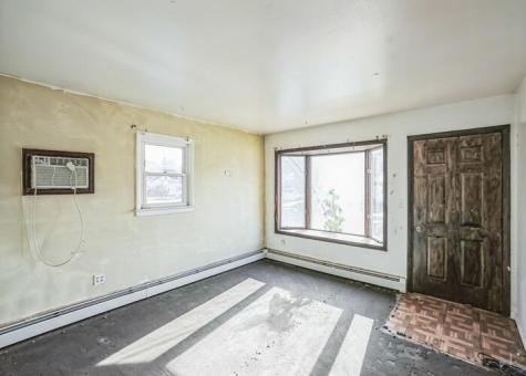 86 Summit Avenue Lewiston ME 04240