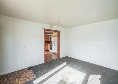 86 Summit Avenue Lewiston ME 04240