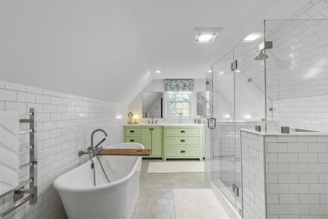 20 Boulder Road Bristol ME 04539