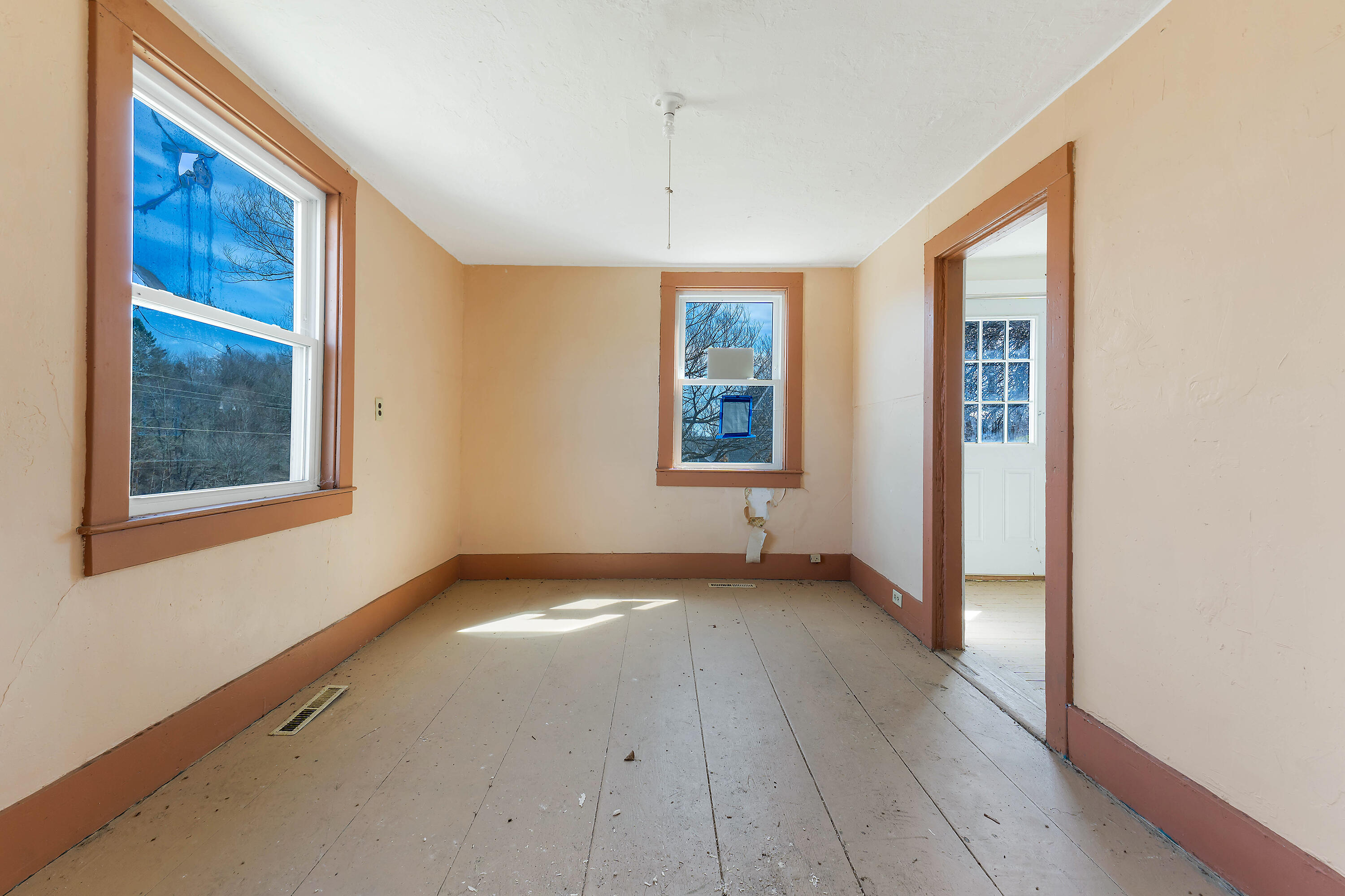 76 Fish Street Thomaston ME 04861