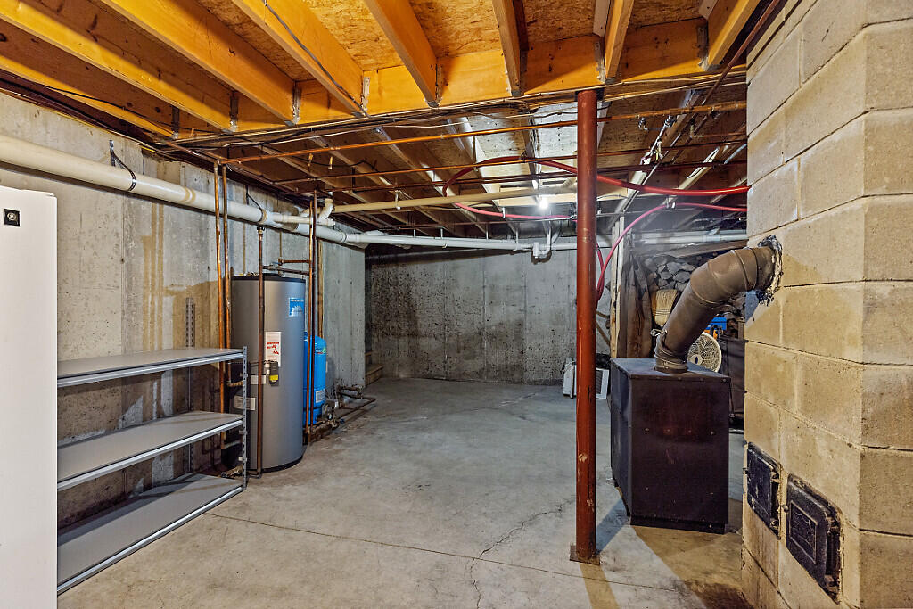 588 Banton Road Palermo ME 04354