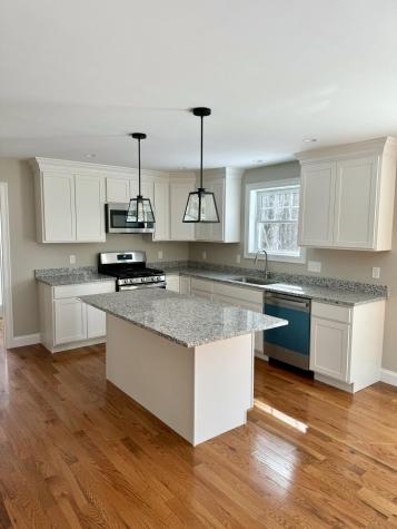 10 Conesca Road Raymond ME 04071