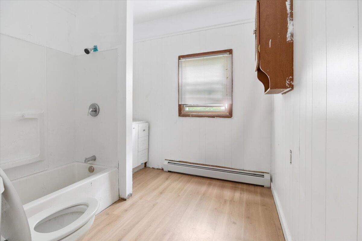 28 James Street Auburn ME 04210