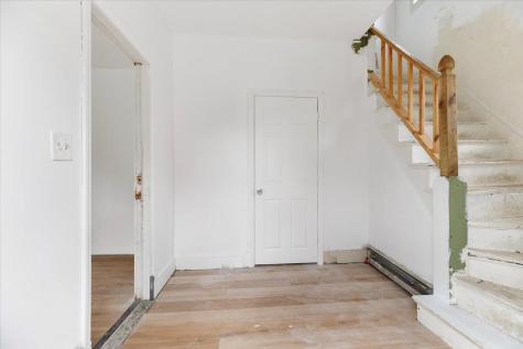 28 James Street Auburn ME 04210