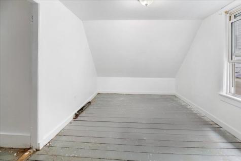 28 James Street Auburn ME 04210