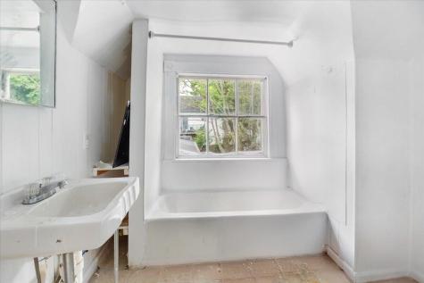 28 James Street Auburn ME 04210