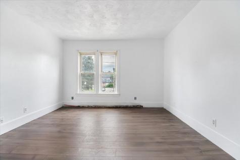 28 James Street Auburn ME 04210