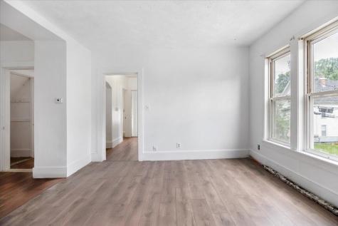 28 James Street Auburn ME 04210