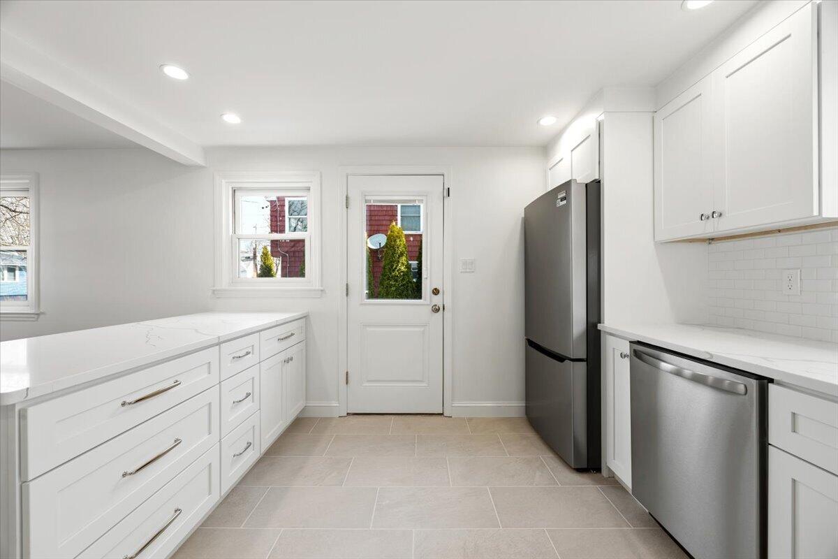 10 Meadowbrook Lane Portland ME 04102