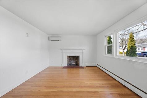 10 Meadowbrook Lane Portland ME 04102