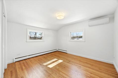 10 Meadowbrook Lane Portland ME 04102