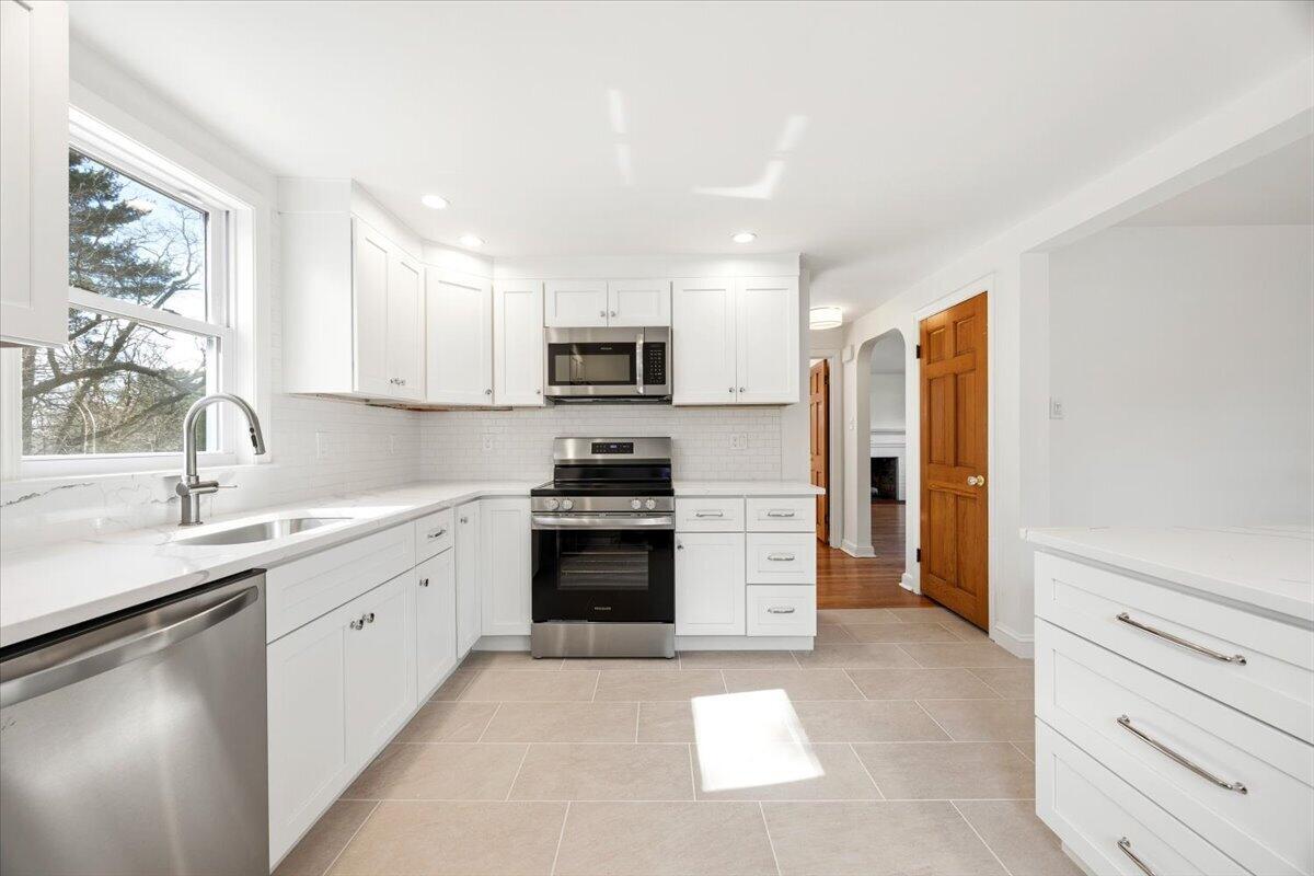 10 Meadowbrook Lane Portland ME 04102