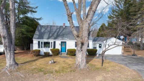 25 Lemay Avenue Lewiston ME 04240