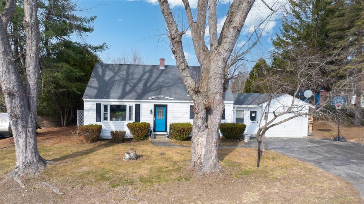 25 Lemay Avenue Lewiston ME 04240