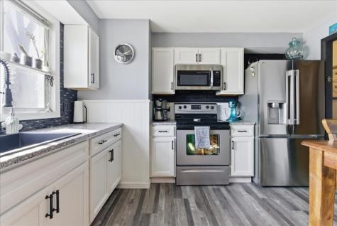 25 Lemay Avenue Lewiston ME 04240