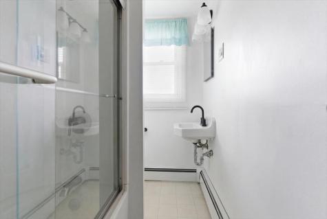 25 Lemay Avenue Lewiston ME 04240