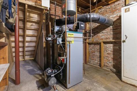 25 Lemay Avenue Lewiston ME 04240