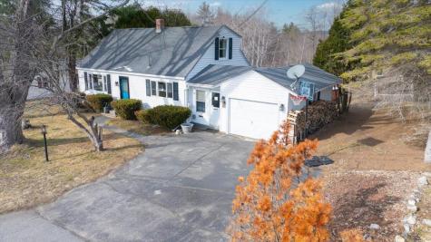 25 Lemay Avenue Lewiston ME 04240