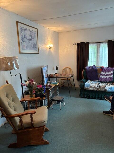 325 N Raymond Road Poland ME 04274