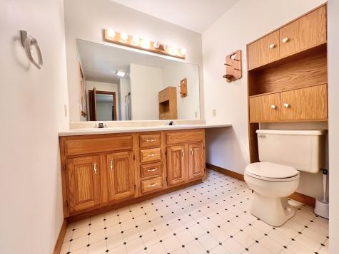 359 Maple Street Farmingdale ME 04344