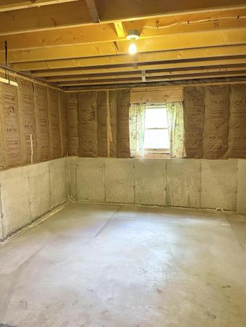 359 Maple Street Farmingdale ME 04344