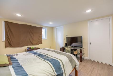 6 Birch Drive Raymond ME 04071