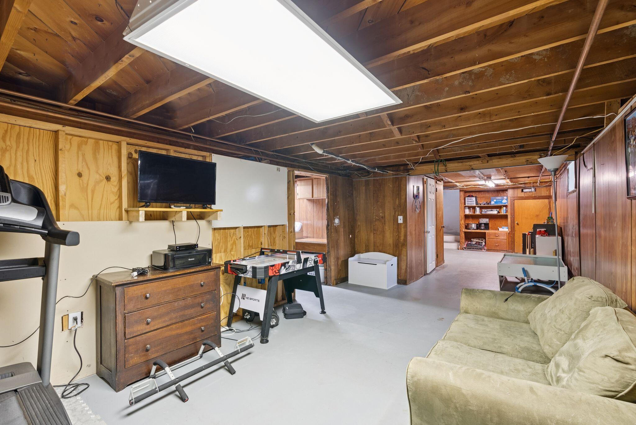 57 Sunset Avenue Hampden ME 04444