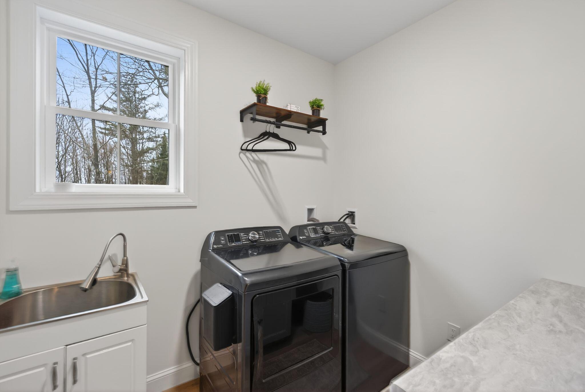 544 Whitefield Road Pittston ME 04345
