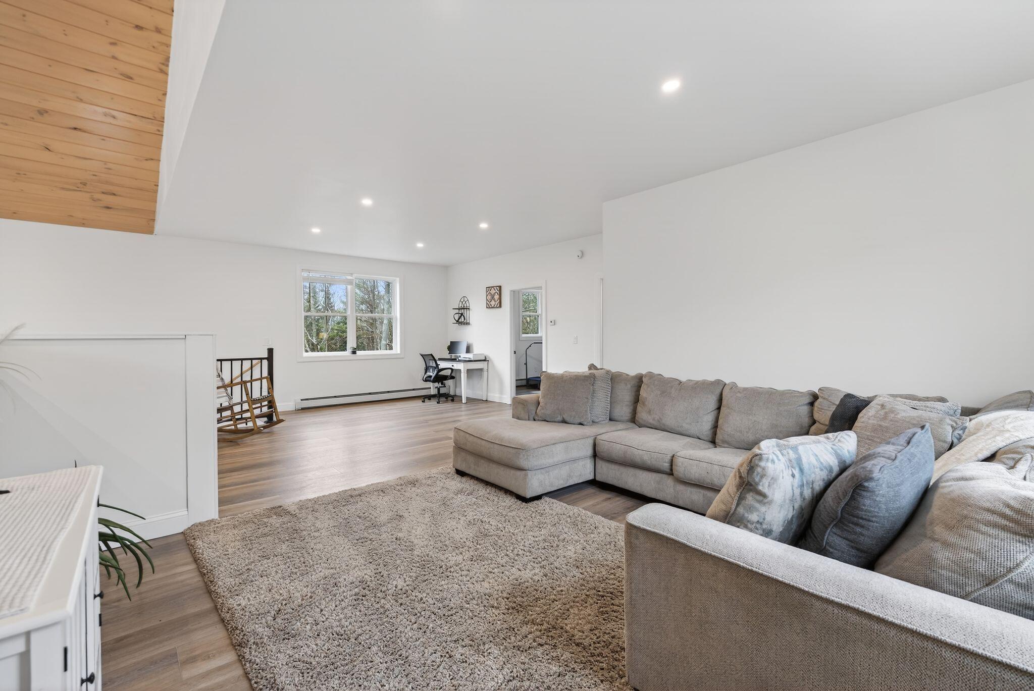 544 Whitefield Road Pittston ME 04345