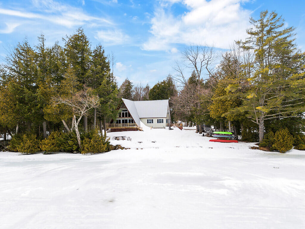 18 Beech Ridge Drive Abbot ME 04406