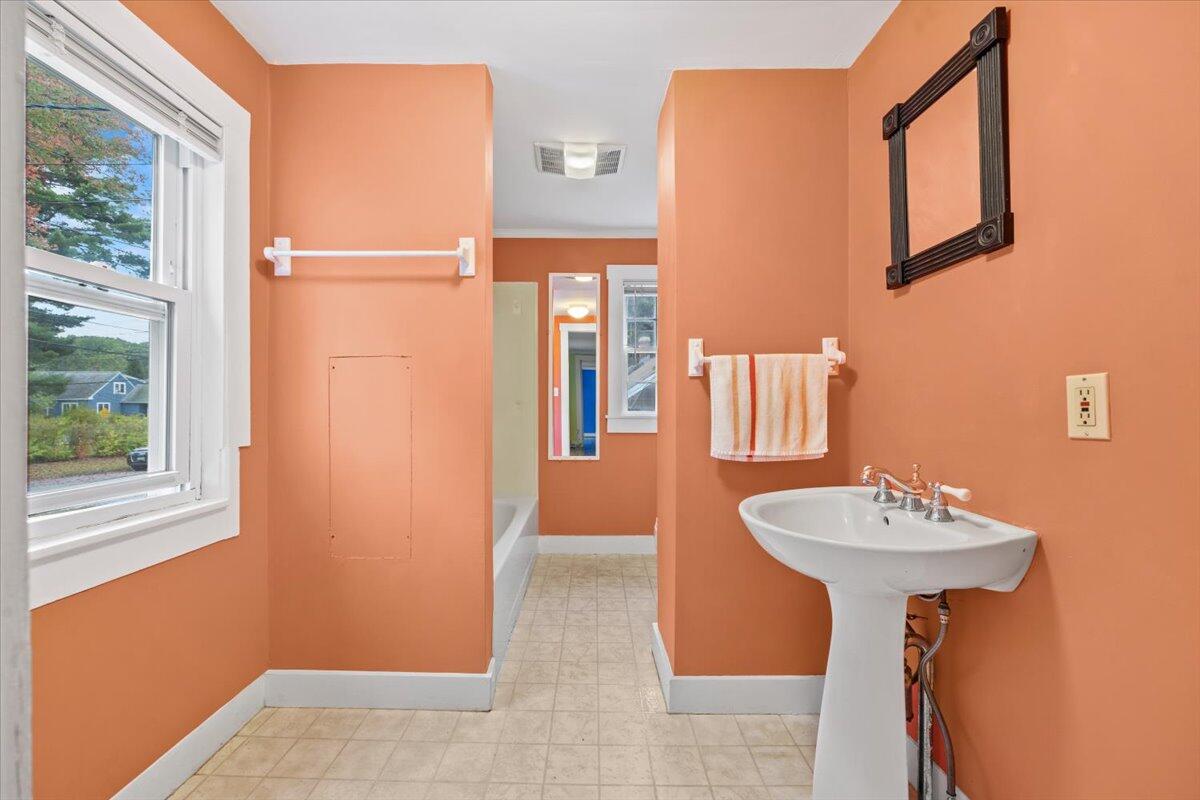 12 Dakota Street Portland ME 04103