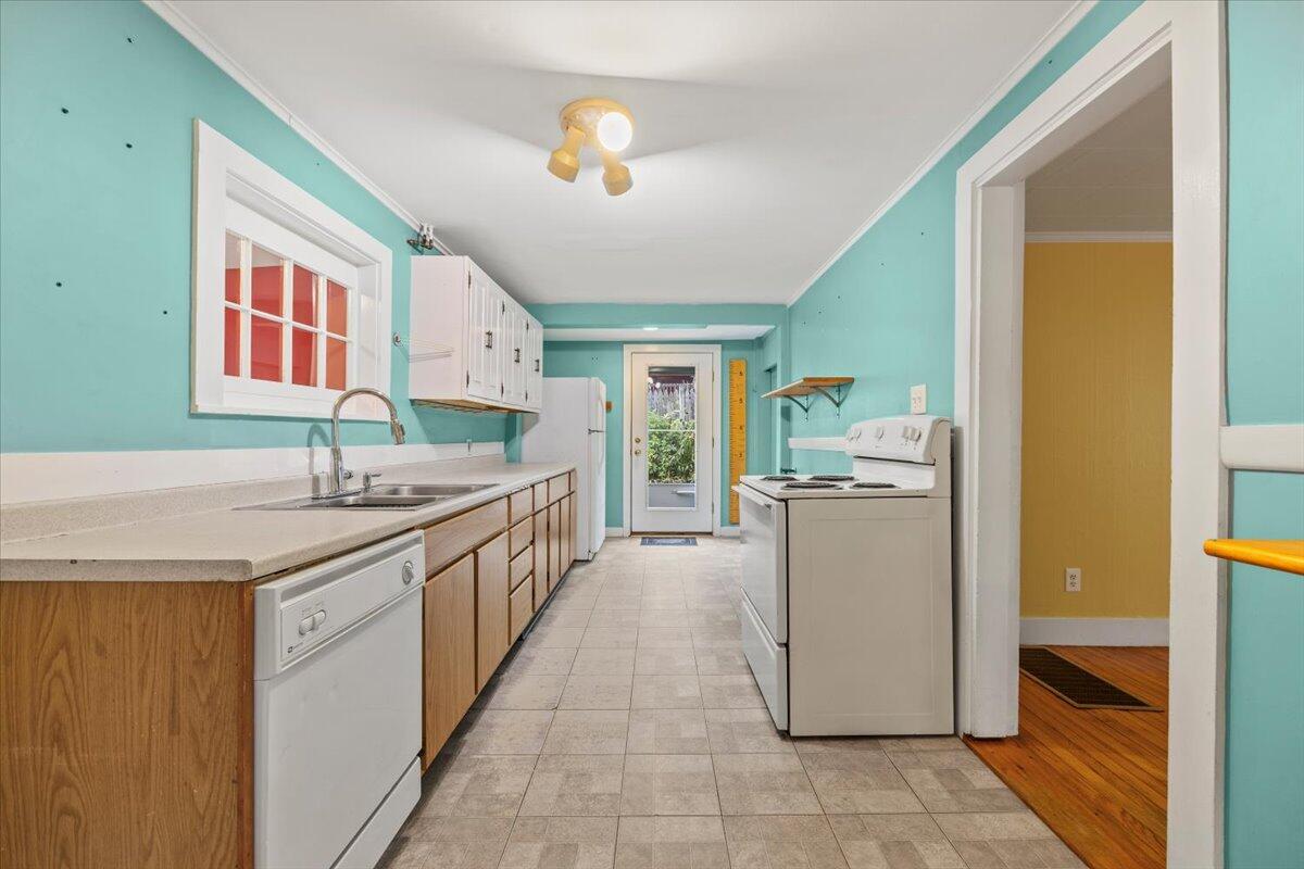 12 Dakota Street Portland ME 04103