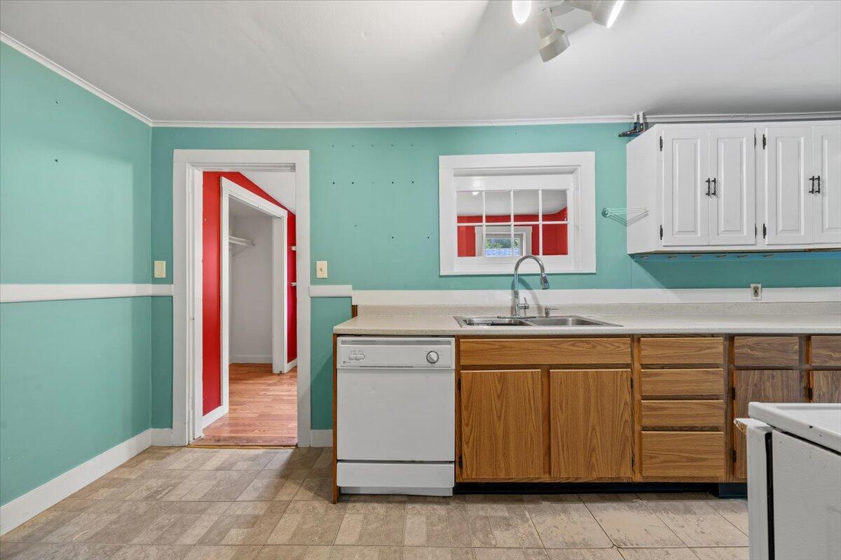 12 Dakota Street Portland ME 04103