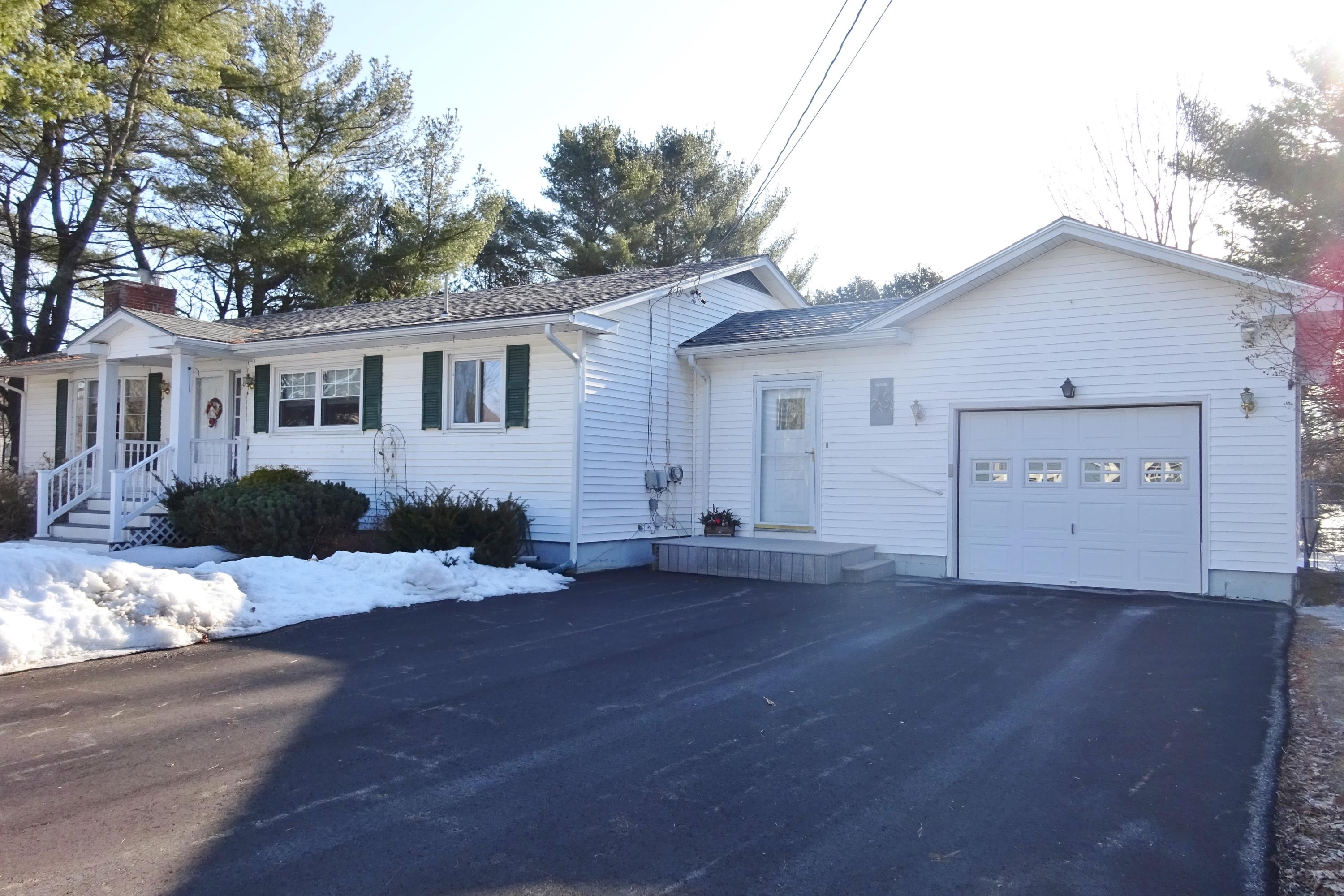 10 Charles Street Hampden ME 04444