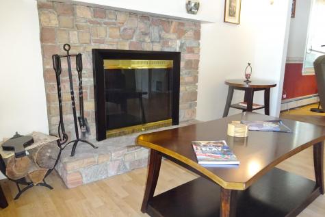10 Charles Street Hampden ME 04444