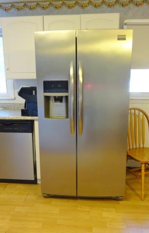 10 Charles Street Hampden ME 04444