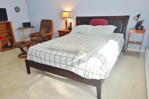 10 Charles Street Hampden ME 04444