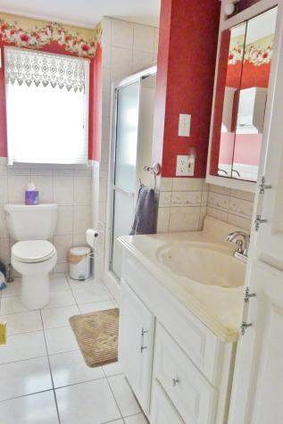 10 Charles Street Hampden ME 04444