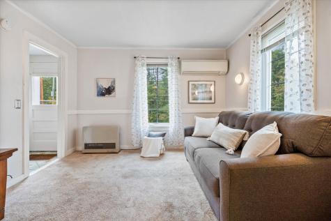 9 South Street Topsham ME 04086