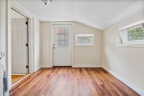 9 South Street Topsham ME 04086